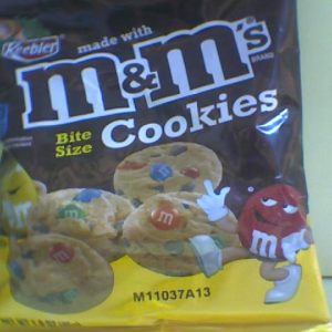 M&Ms Bite Size Biscuits 45g