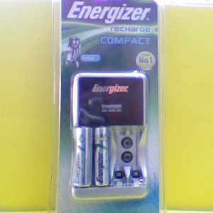 Energizer Compact Charger With Batteries 2 Pcs (2450) Del