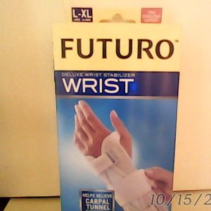 Futuro Classic Deluxe Wrist Stabilizer (L-XL) Left Hand- 45538