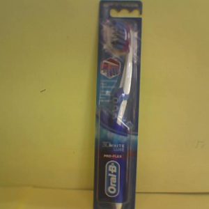 Oral B 3D White Luxe Pro Flex T/B
