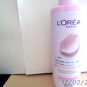 Loreal Rare Flowers (Dry & Sensitive Skin ) Cleansing Milk With Pump 400ml