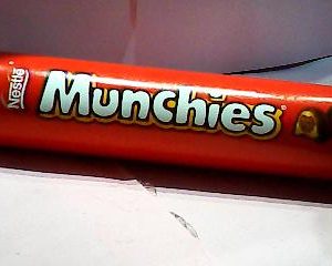 Nestle Munchies Giant Chocolate Tube 100g