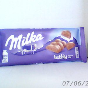 Milka Bubbly Chocolate Bar 90g