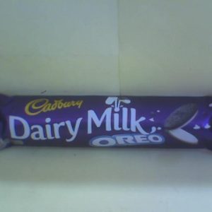 Cadbury Dairy Milk Oreo Chocolate Bar 41g