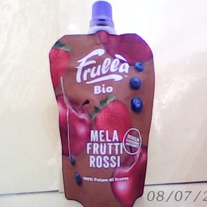 Frulla Organic Apple,Berry Blend Puree 100g