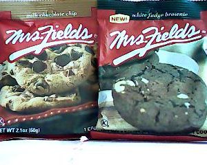 Mrs. Fields Cookie 60 g جميع الانواع